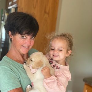 Meet your Posher, Lori